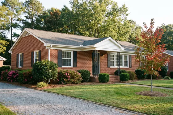 Minimal traditional at 1502 Oakwood Avenue, Raleigh