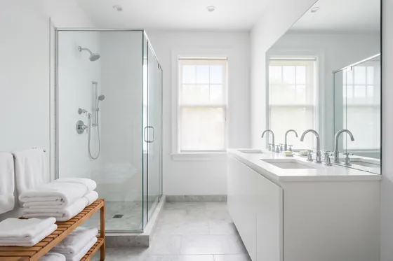 Show bathroom